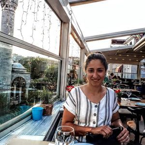 Meet your Posher, Asja